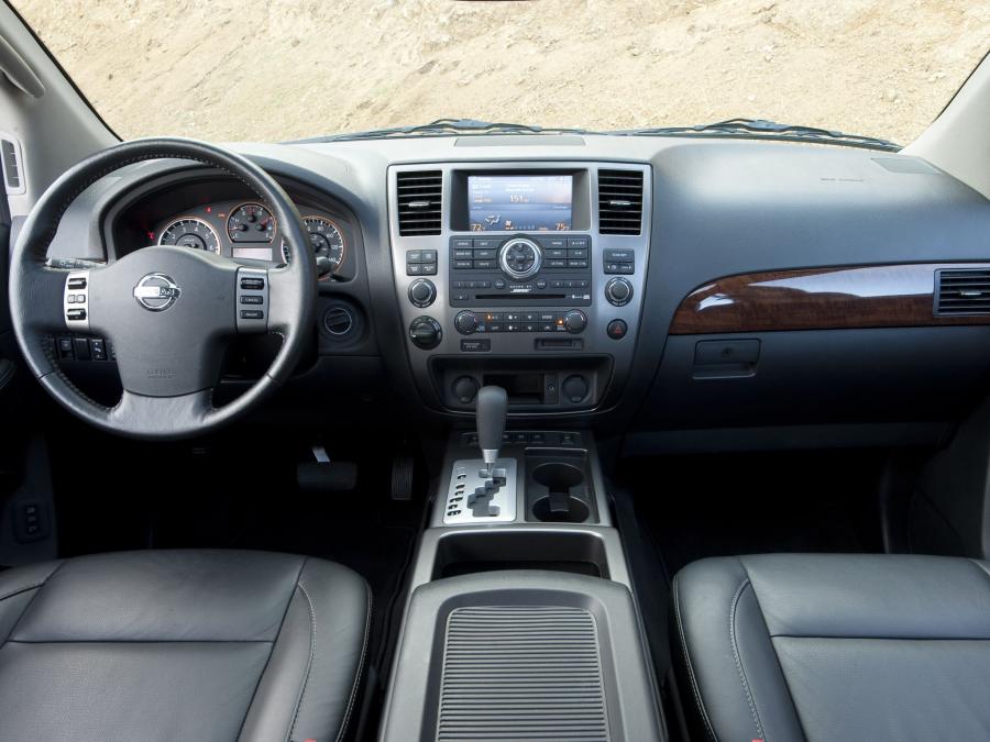  Nissan Armada 2007 года  (фото 16 из 31)
